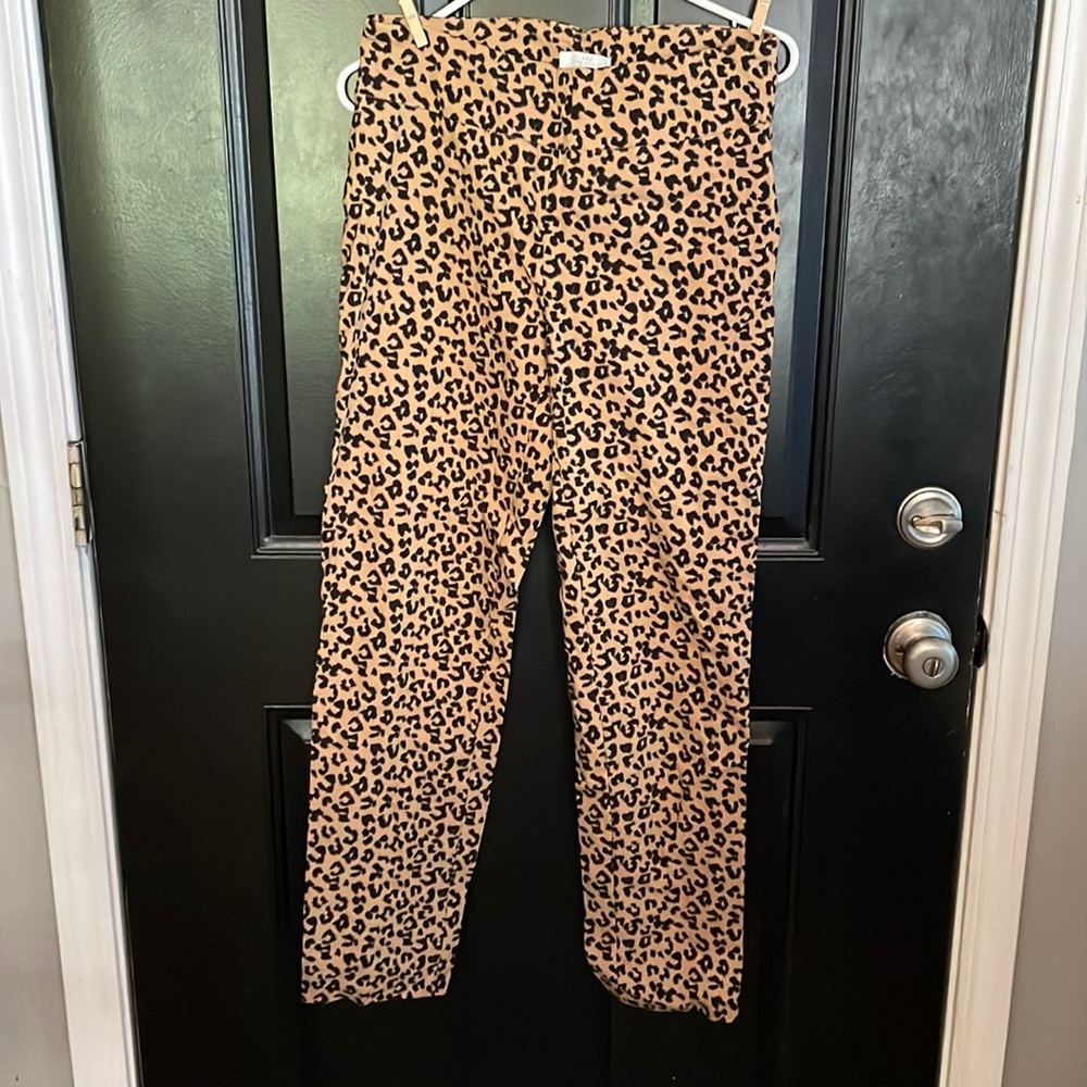 Women’s stretch dress pants New Direction Leopard print size 8